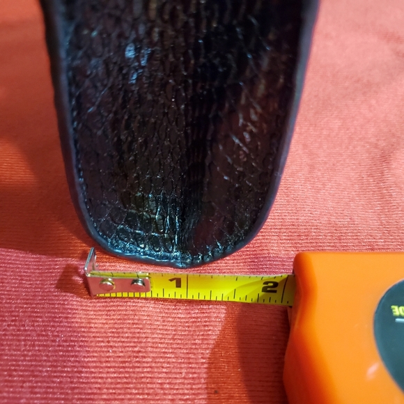 Guess Croc Wristlet - Picture 4 of 7